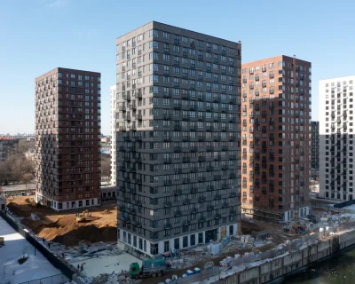 2022 Март
