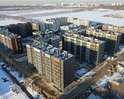 2022 Март