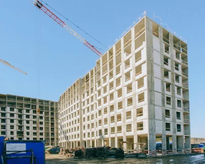 2022 Март