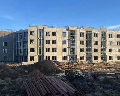 2025 Март